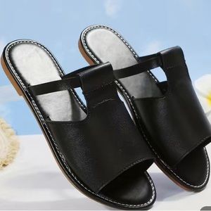 Women's Casual Flat Slippers, Black Open Round Toe, Non Slip Slides Shoe.